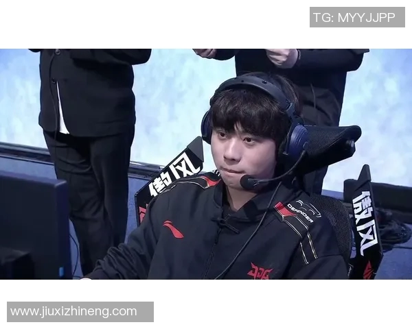 赛后分析：JDG与FPX对决中的心理素质较量与启示